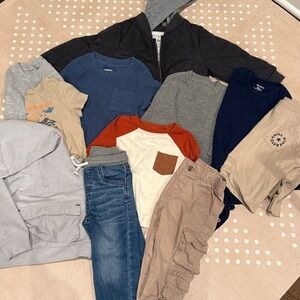 🍁 Boys’ 12-Piece Fall Bundle – Jeans, Bomber Jacket, Tees & Waffle Onesies